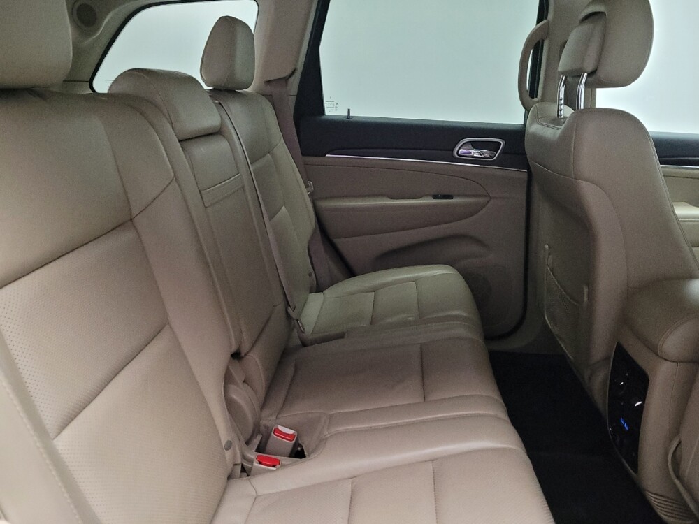 2018 Jeep Grand Cherokee in Downey, CA 90241 - 18123724 19