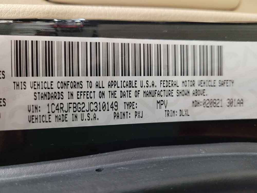 2018 Jeep Grand Cherokee in Downey, CA 90241 - 18123724 33