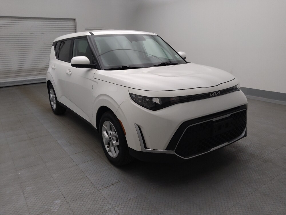 2025 Kia Soul in Albuquerque, NM 87113 - 18123727 13