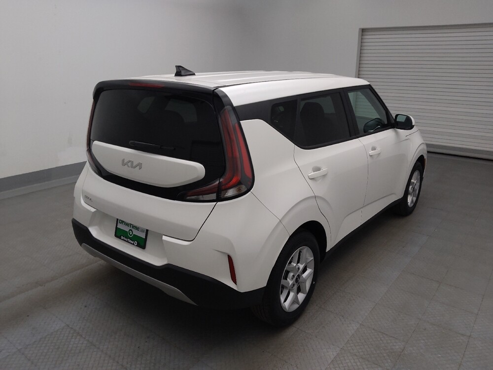 2025 Kia Soul in Albuquerque, NM 87113 - 18123727 9