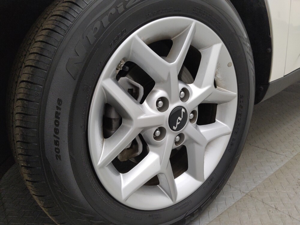 2025 Kia Soul in Albuquerque, NM 87113 - 18123727 31