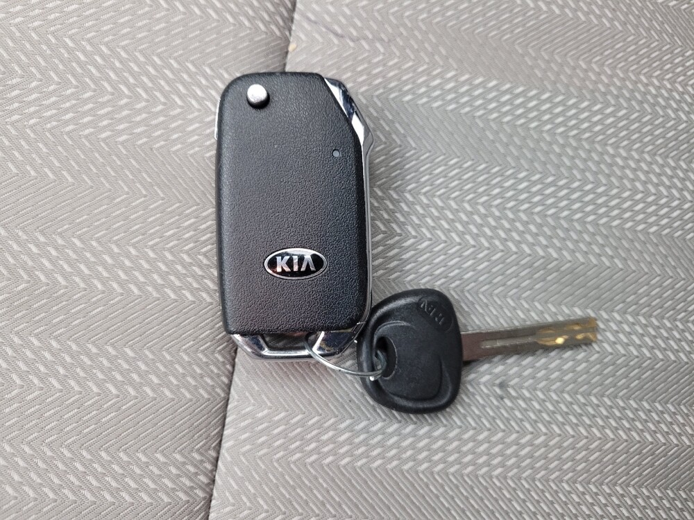 2022 Kia Sportage in Taylor, MI 48180 - 18123728 32