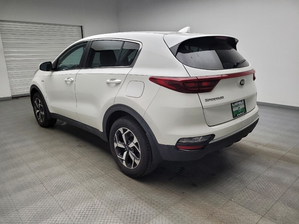 2022 Kia Sportage in Taylor, MI 48180 - 18123728 5