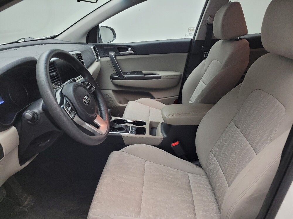 2022 Kia Sportage in Taylor, MI 48180 - 18123728 17