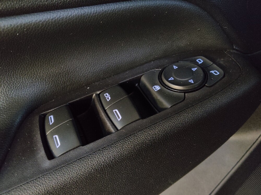 2021 Chevrolet Equinox in Charlotte, NC 28213 - 18123735 27