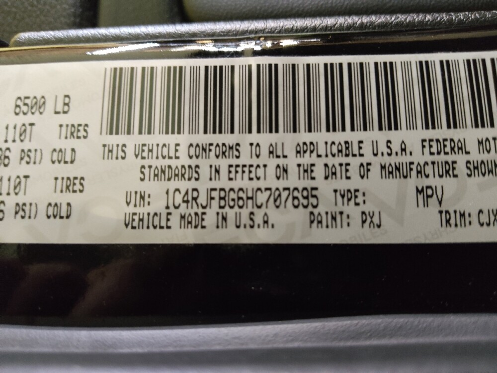 2017 Jeep Grand Cherokee in Greensboro, NC 27407 - 18123736 33