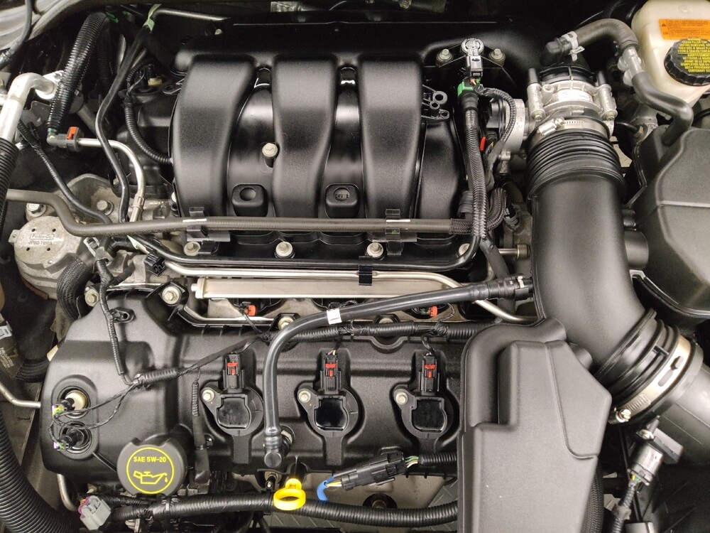 2015 Ford Taurus in Denver, CO 80012 - 18123740 30