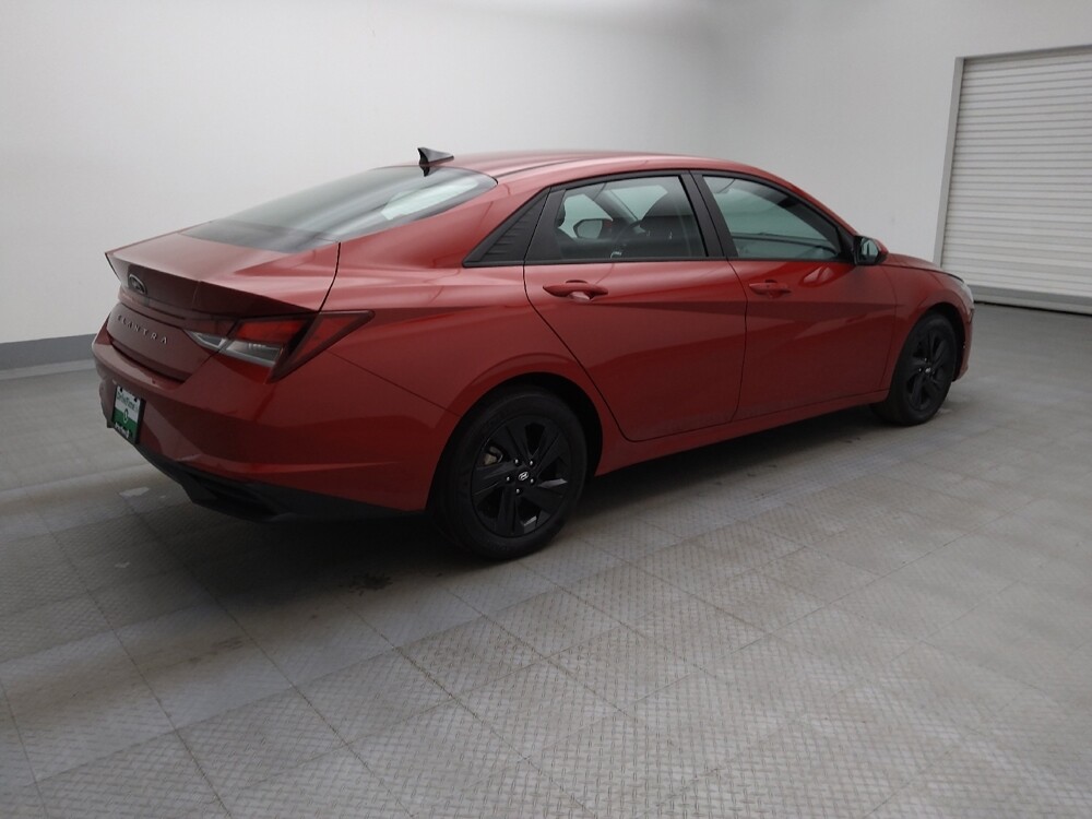 2023 Hyundai Elantra in Lakewood, CO 80215 - 18123741 10