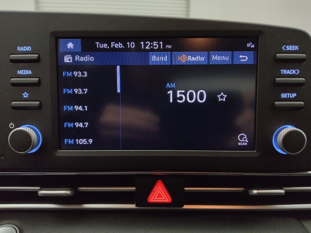 2023 Hyundai Elantra in Lakewood, CO 80215 - 18123741 25