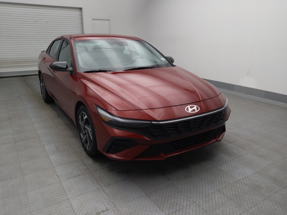2025 Hyundai Elantra in Albuquerque, NM 87113 - 18123746 13