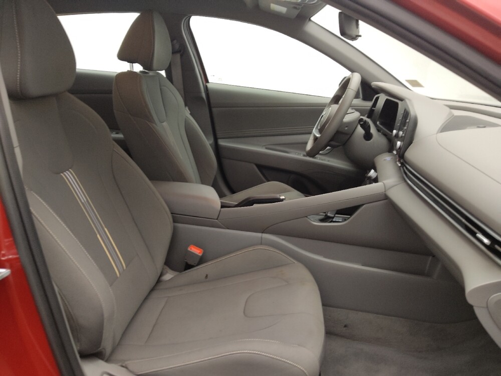2025 Hyundai Elantra in Albuquerque, NM 87113 - 18123746 21