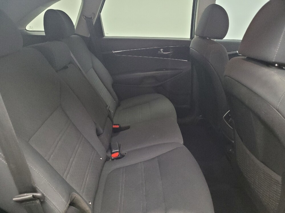 2019 Kia Sorento in Memphis, TN 38128 - 18123749 19