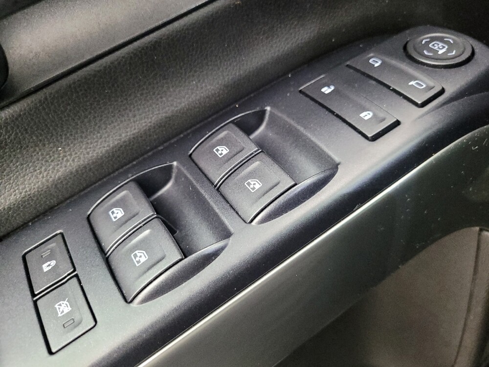 2018 Chevrolet Silverado 1500 in Huntsville, AL 35816 - 18123750 27