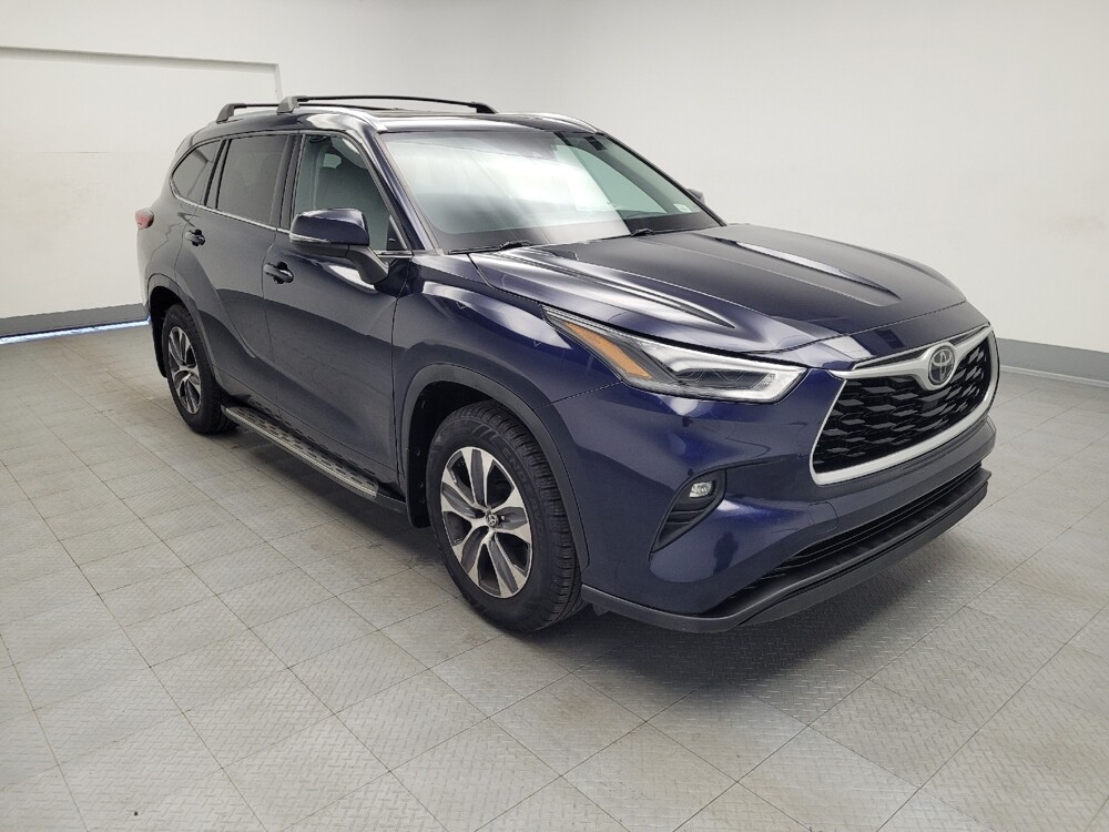 2021 Toyota Highlander in Huntsville, AL 35816 - 18123757 13