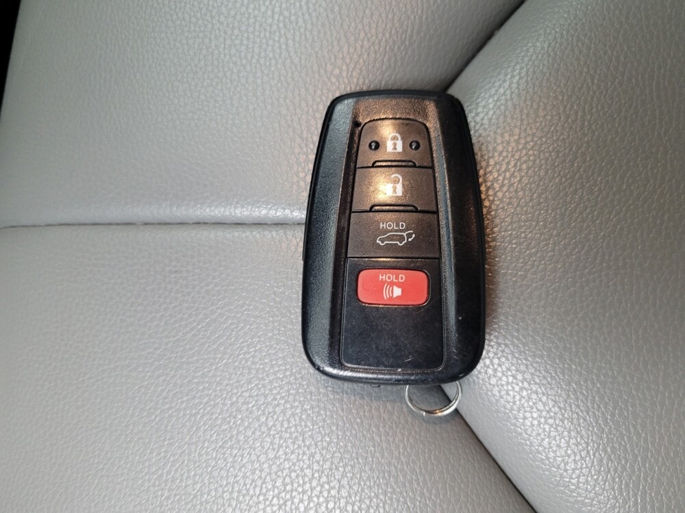 2021 Toyota Highlander in Huntsville, AL 35816 - 18123757 32