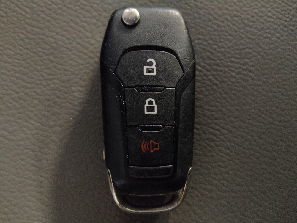 2018 Ford F150 in Houston, TX 77034 - 18123758 32