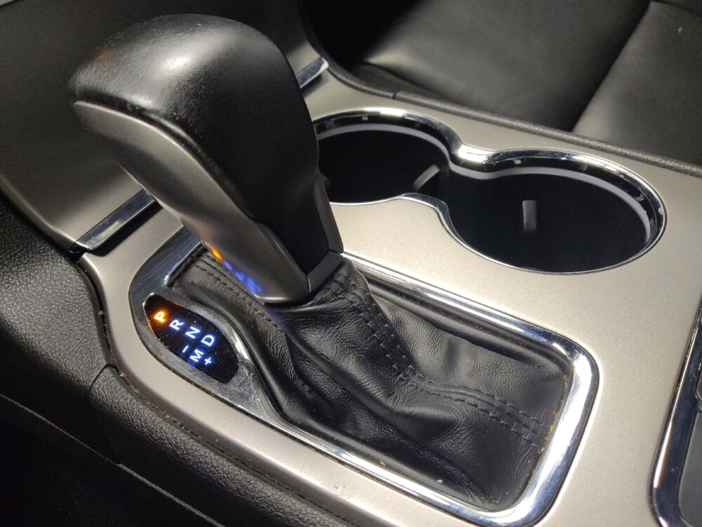 2019 Jeep Grand Cherokee in Houston, TX 77060 - 18123760 26