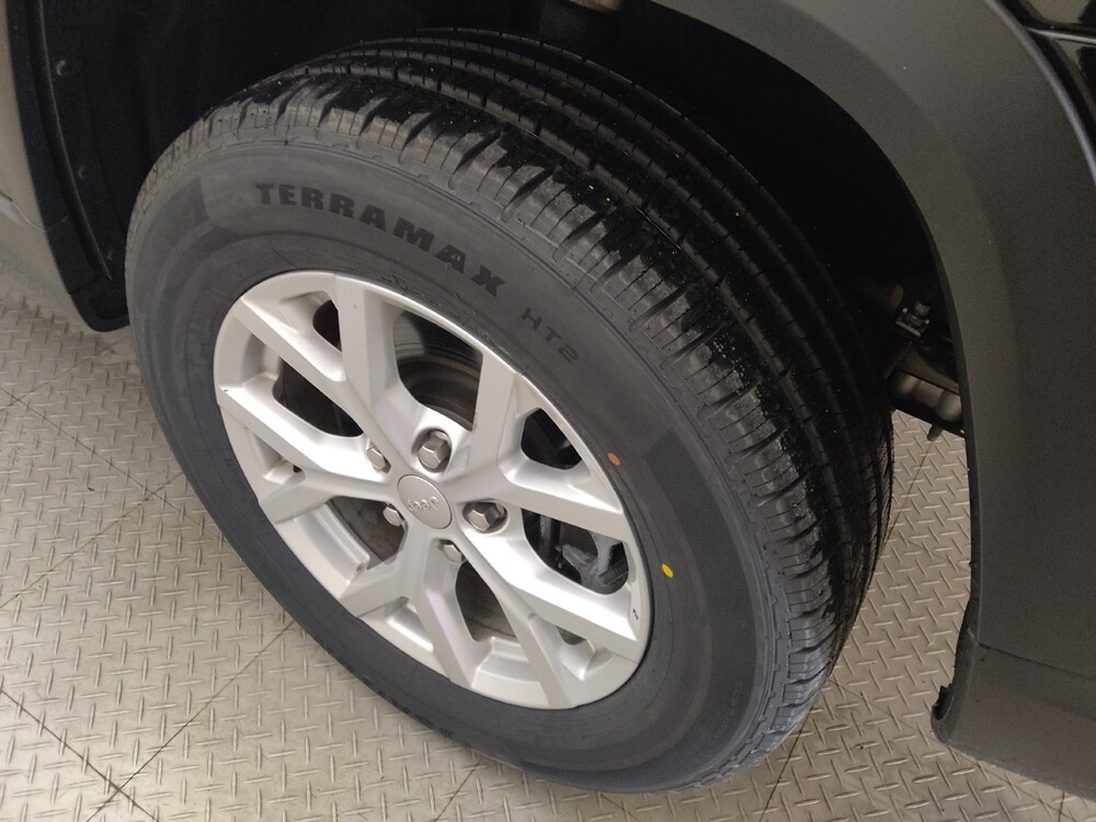 2023 Jeep Grand Cherokee L in Houston, TX 77074 - 18123764 31