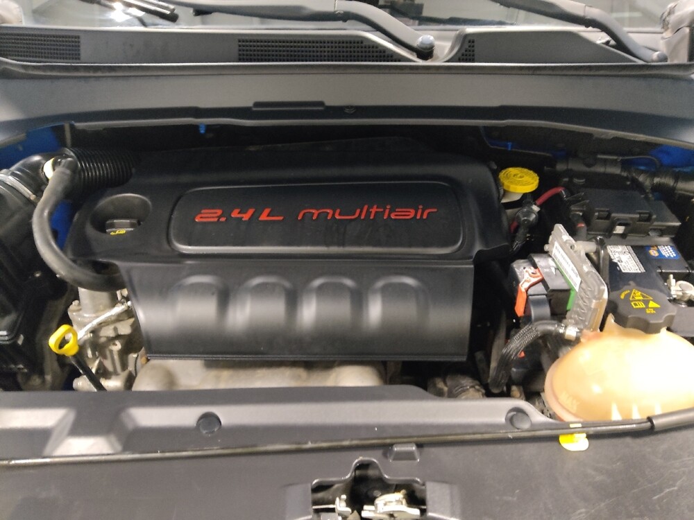 2018 Jeep Compass in Columbus, OH 43231 - 18123774 30