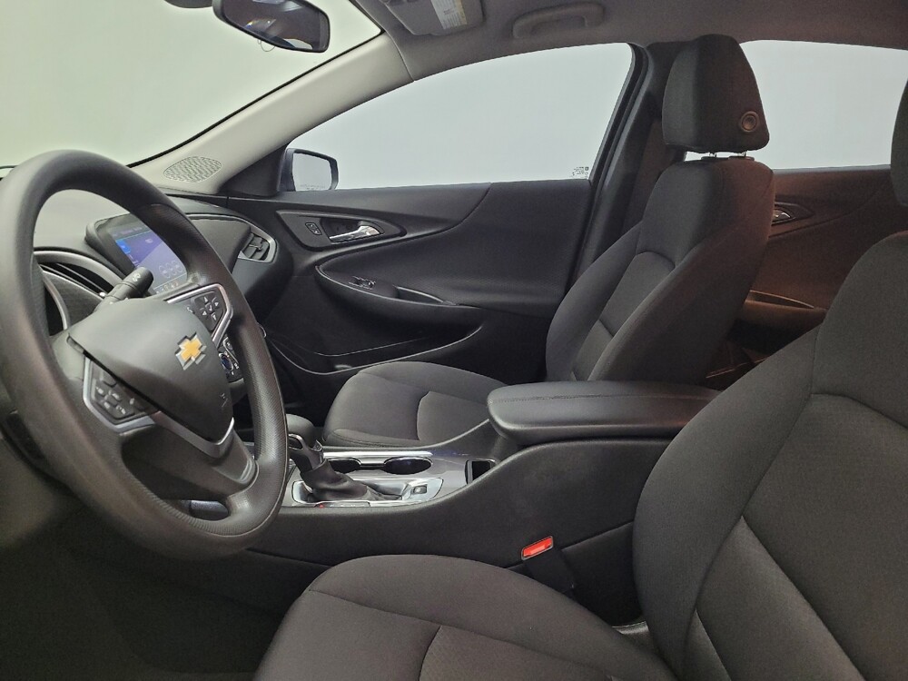 2022 Chevrolet Malibu in Miamisburg, OH 45342 - 18123775 17