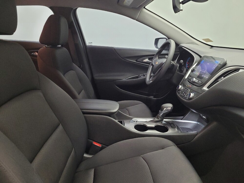 2022 Chevrolet Malibu in Miamisburg, OH 45342 - 18123775 21