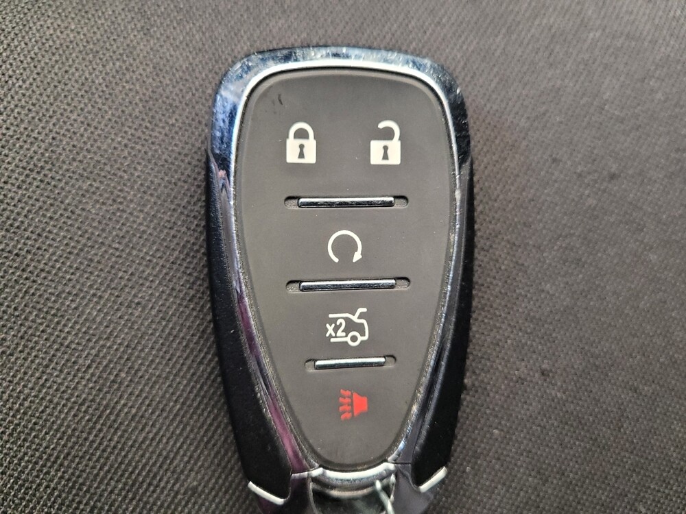 2022 Chevrolet Malibu in Miamisburg, OH 45342 - 18123775 32