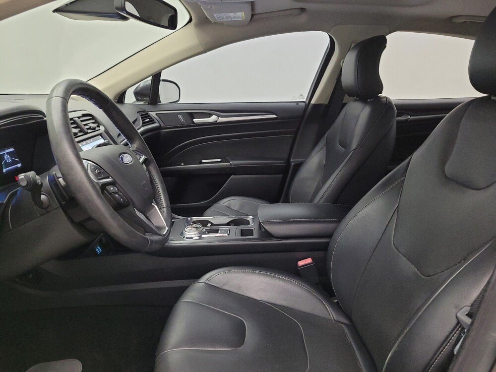 2019 Ford Fusion in Cincinnati, OH 45255 - 18123776 17