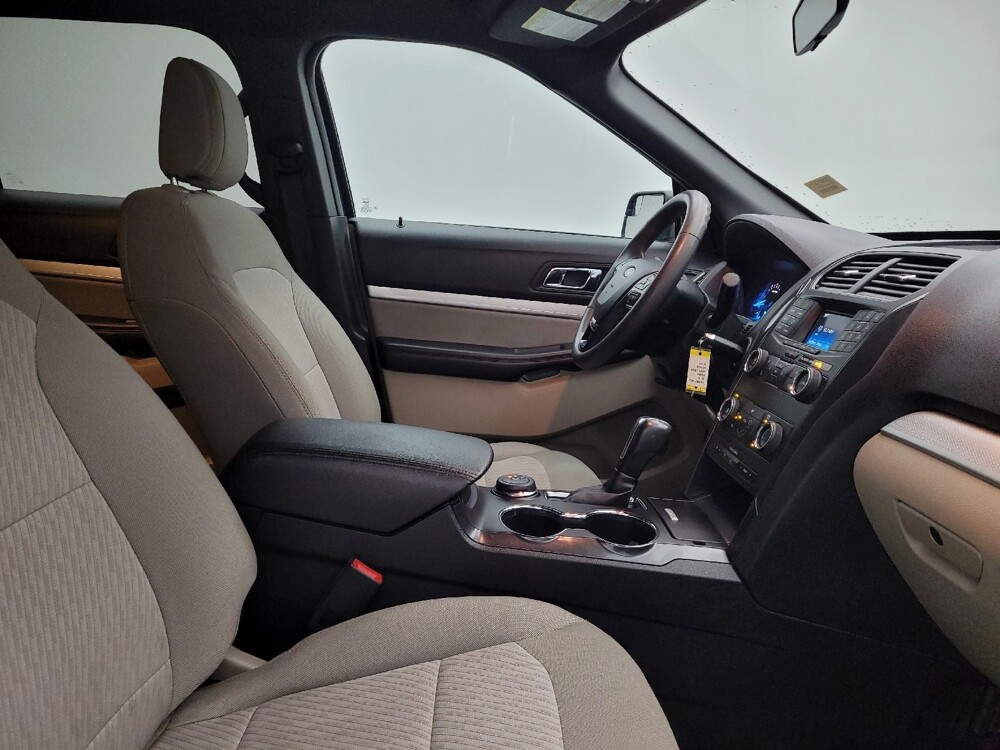2018 Ford Explorer in Cincinnati, OH 45255 - 18123777 21