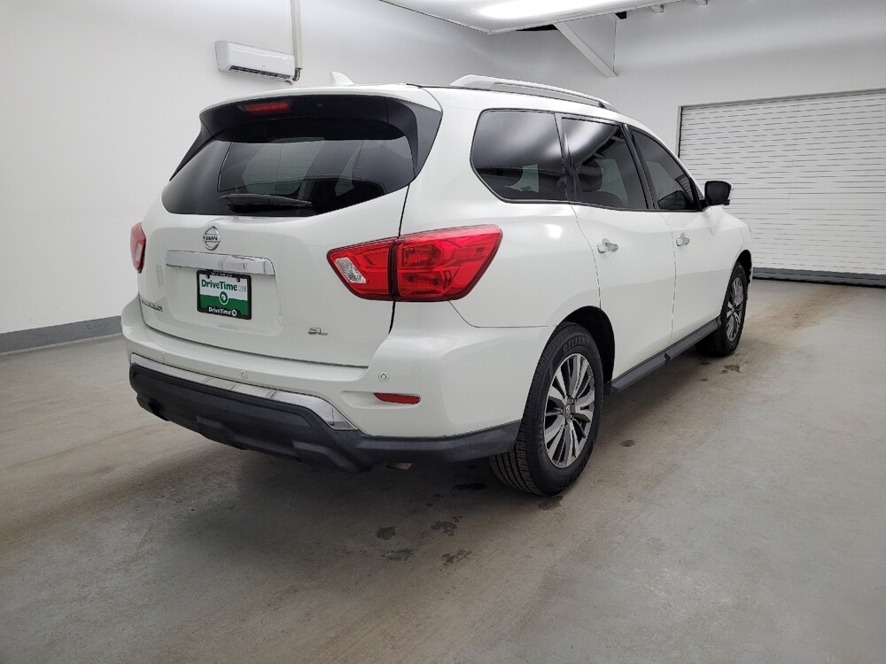 2019 Nissan Pathfinder in Cincinnati, OH 45255 - 18123778 9
