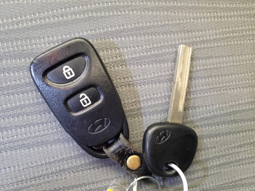 2017 Hyundai Accent in Lexington, KY 40509 - 18123779 32