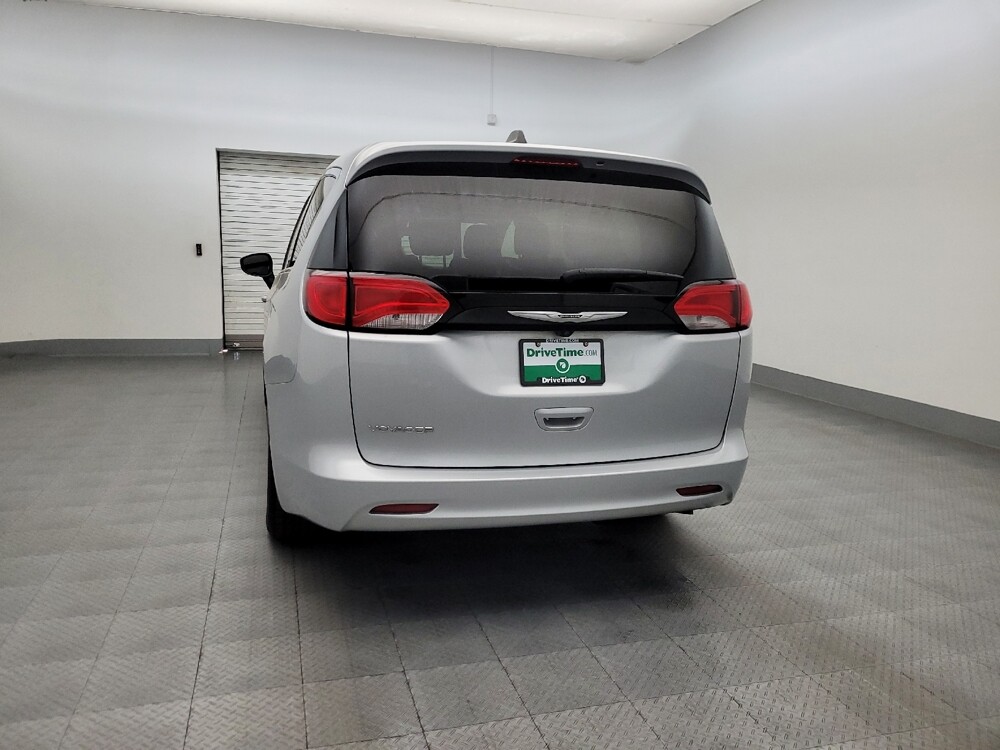 2022 Chrysler Voyager in Tucson, AZ 85705 - 18123782 6