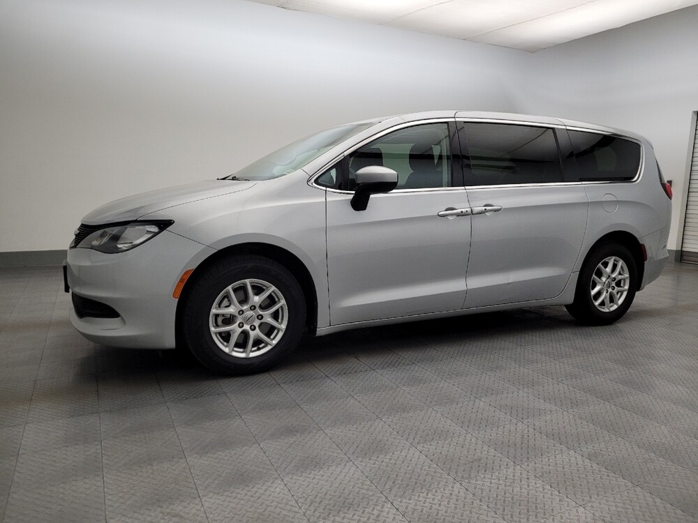 2022 Chrysler Voyager in Tucson, AZ 85705 - 18123782 2