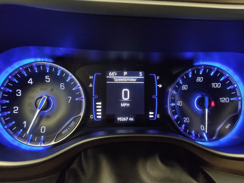 2022 Chrysler Voyager in Tucson, AZ 85705 - 18123782 23