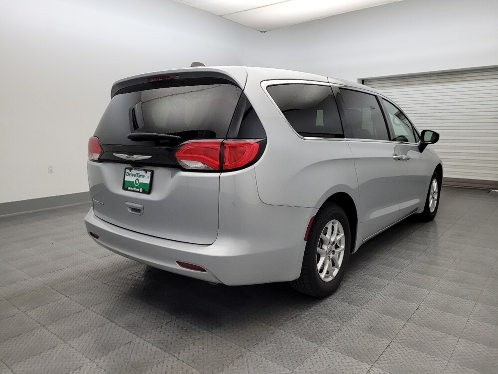 2022 Chrysler Voyager in Tucson, AZ 85705 - 18123782 9