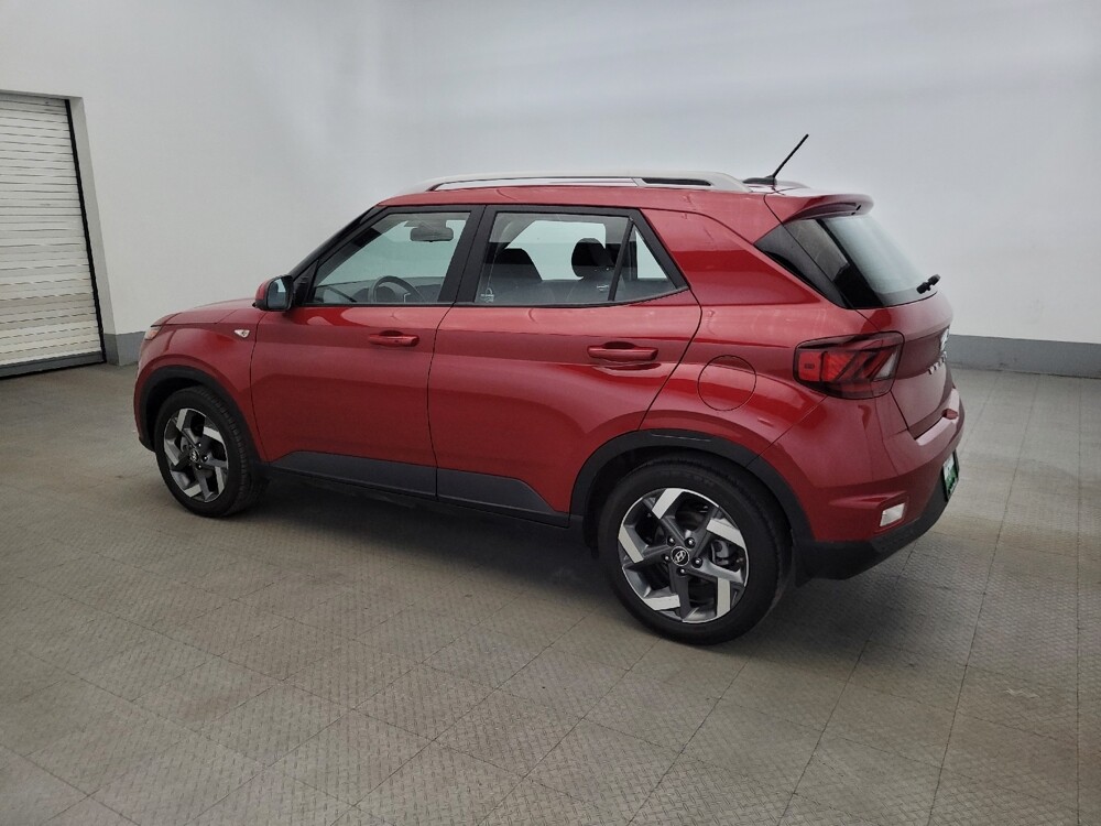 2023 Hyundai Venue in Pittsburgh, PA 15237 - 18123792 3
