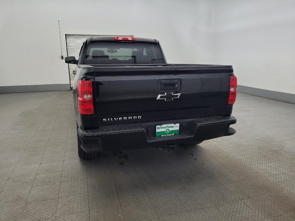 2018 Chevrolet Silverado 1500 in Plymouth Meeting, PA 19462 - 18123794 6