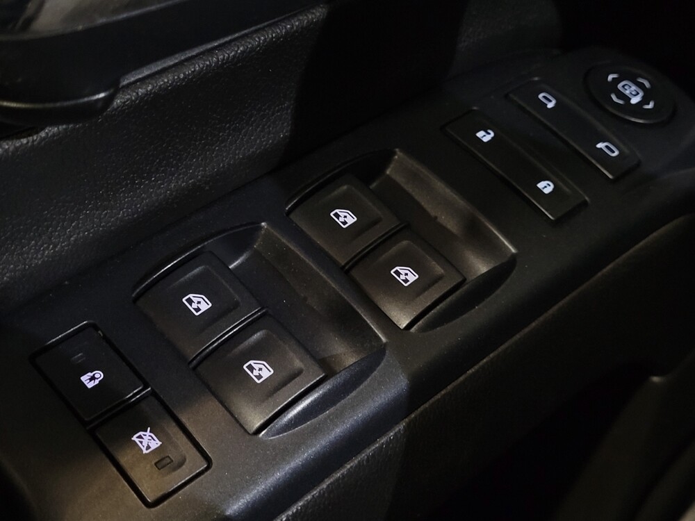 2018 Chevrolet Silverado 1500 in Plymouth Meeting, PA 19462 - 18123794 27