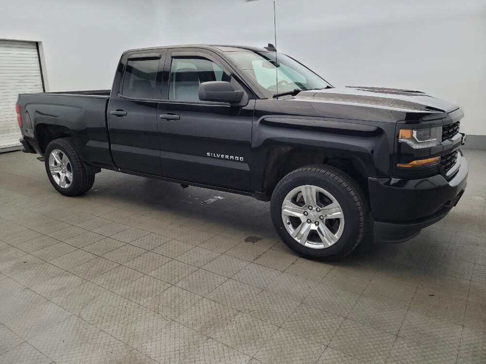 2018 Chevrolet Silverado 1500 in Plymouth Meeting, PA 19462 - 18123794 11