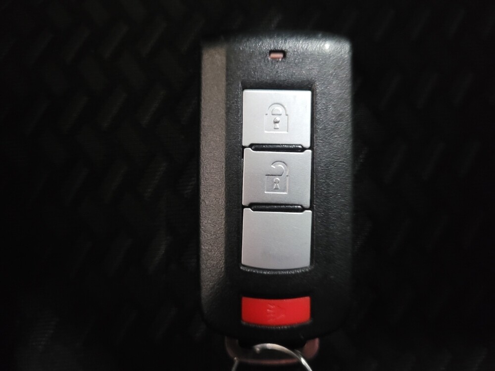 2024 Mitsubishi Eclipse Cross in Plymouth Meeting, PA 19462 - 18123796 32