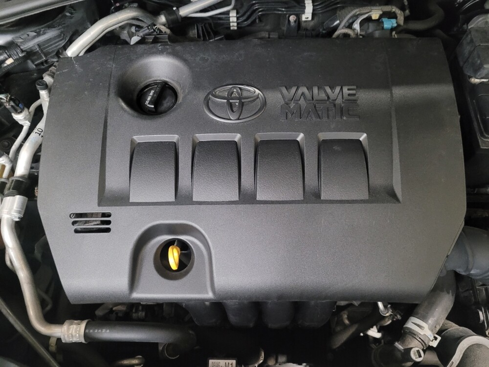 2019 Toyota C-HR in Pittsburgh, PA 15236 - 18123799 30