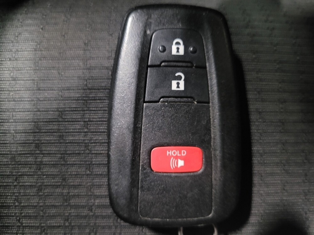 2019 Toyota C-HR in Pittsburgh, PA 15236 - 18123799 32