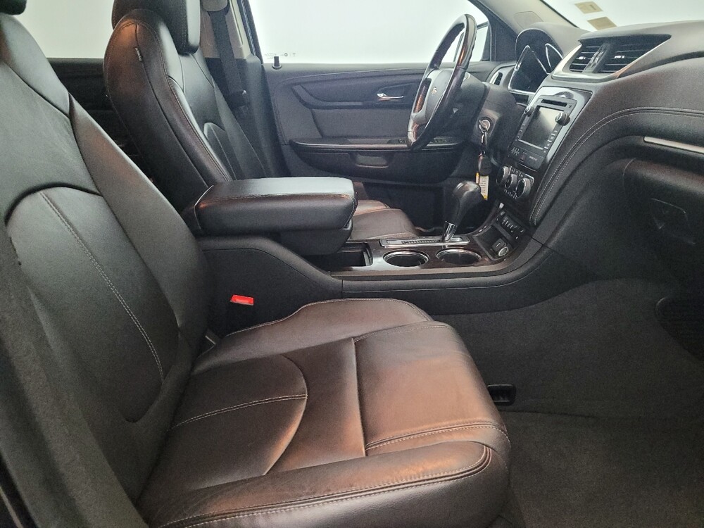 2017 Chevrolet Traverse in Pittsburgh, PA 15236 - 18123801 21
