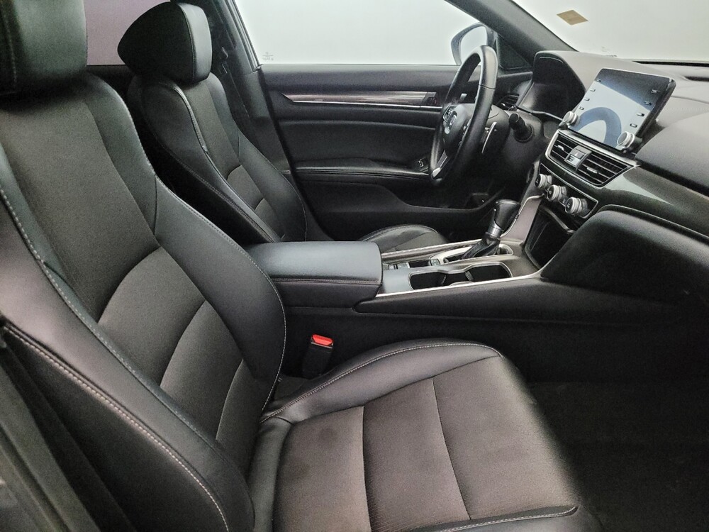 2018 Honda Accord in Newport News, VA 23601 - 18123805 21