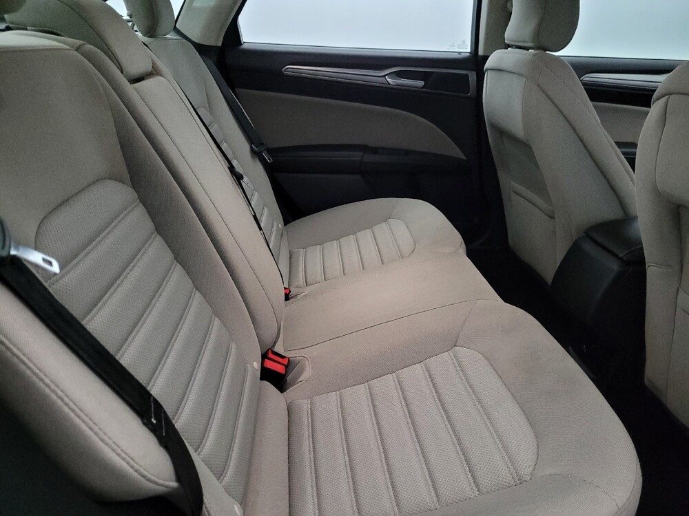 2018 Ford Fusion in Chesapeake, VA 23320 - 18123808 19