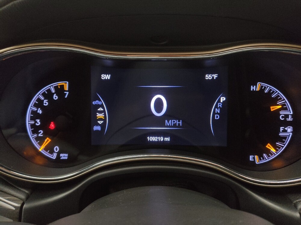 2016 Jeep Grand Cherokee in Topeka, KS 66611 - 18123810 23