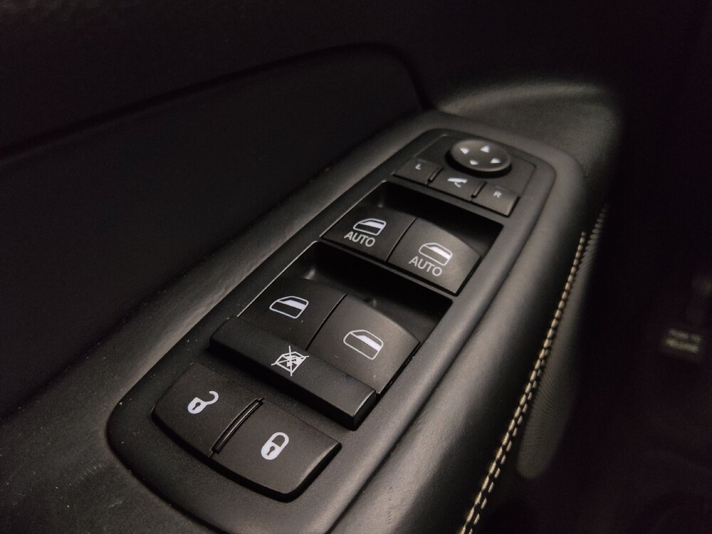 2016 Jeep Grand Cherokee in Topeka, KS 66611 - 18123810 27