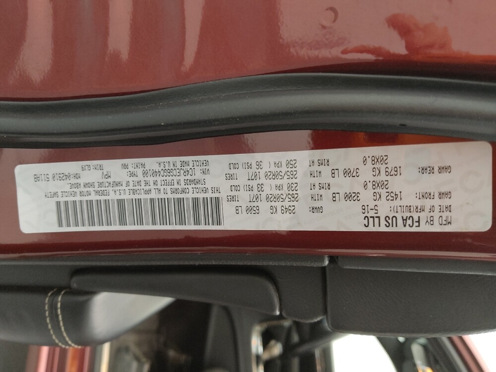 2016 Jeep Grand Cherokee in Topeka, KS 66611 - 18123810 33