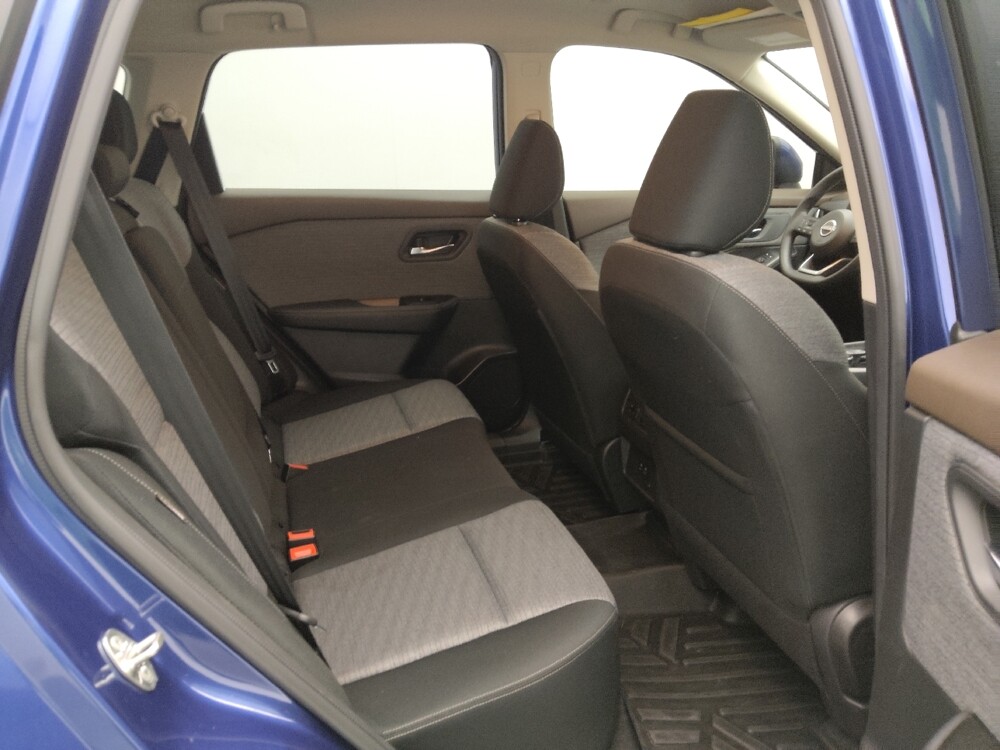 2023 Nissan Rogue in Gladstone, MO 64118 - 18123811 19