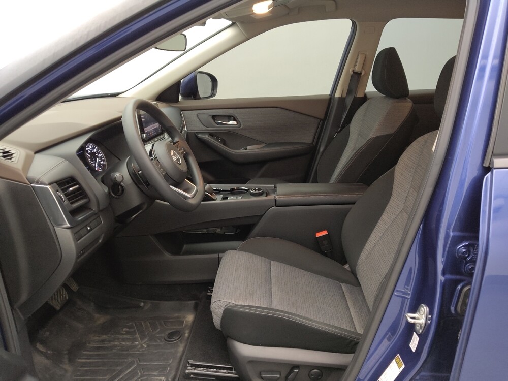 2023 Nissan Rogue in Gladstone, MO 64118 - 18123811 17