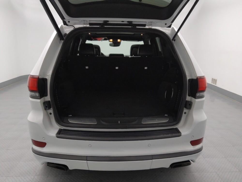 2019 Jeep Grand Cherokee in Topeka, KS 66611 - 18123812 29